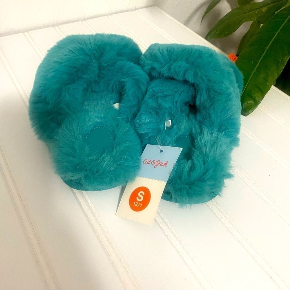 Stars Above Brooklyn Crossband Fur Slipper Color Turquoise Sz 13/1 Fit W 5/6 NWT - Picture 2 of 6